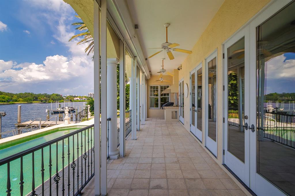 1029 Royal Pass Road Tampa, FL 33602 - Photo 66 of 68 a view of a balcony