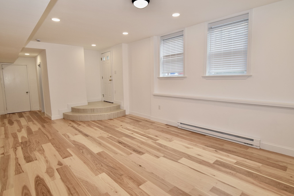 72 Longwood Avenue, Unit 72 Brookline, MA 02446 - Photo 8 of 18