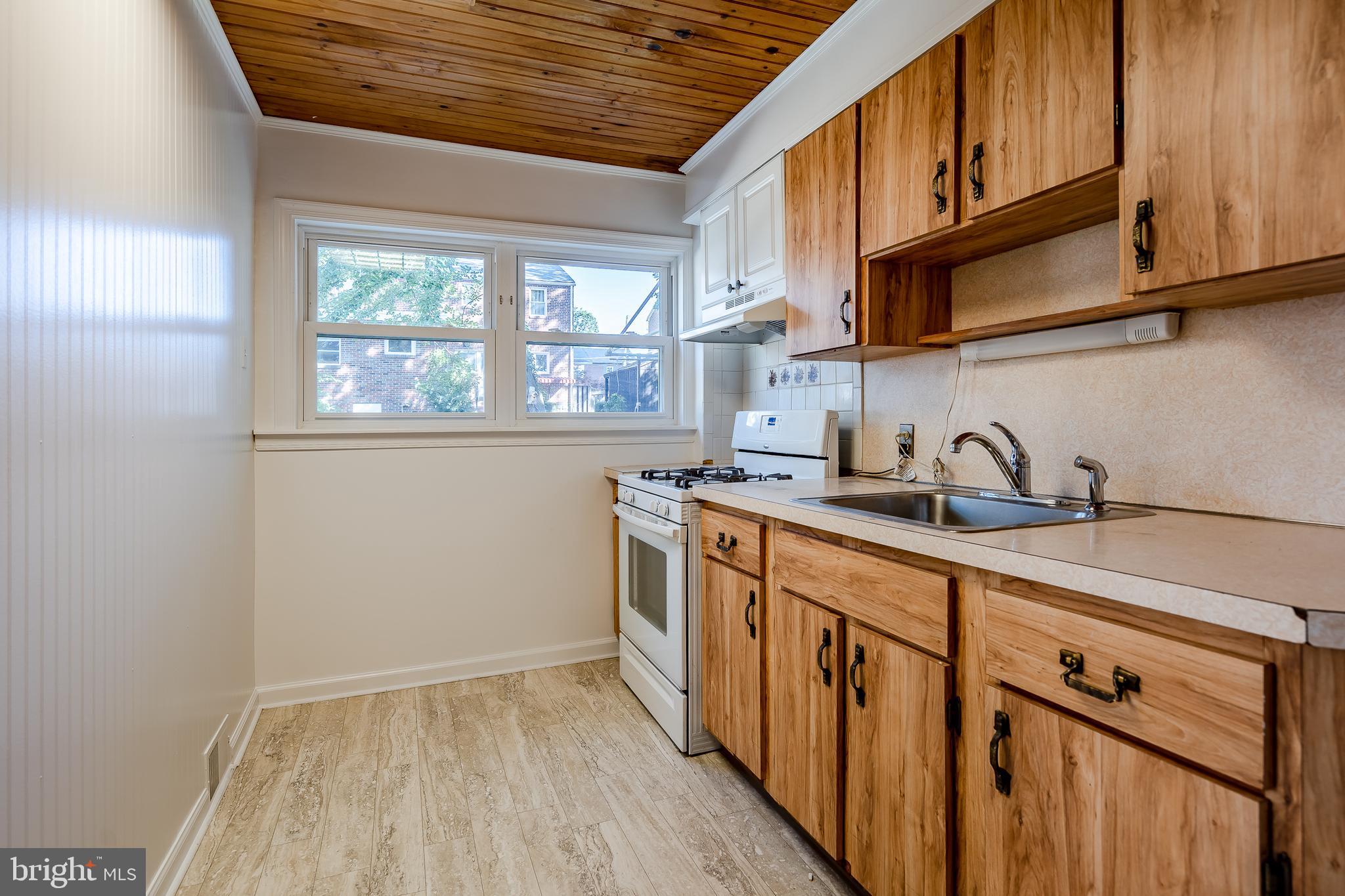 408 Steel Road Havertown, PA 19083 - Photo 17 of 42 Gallery Image 17