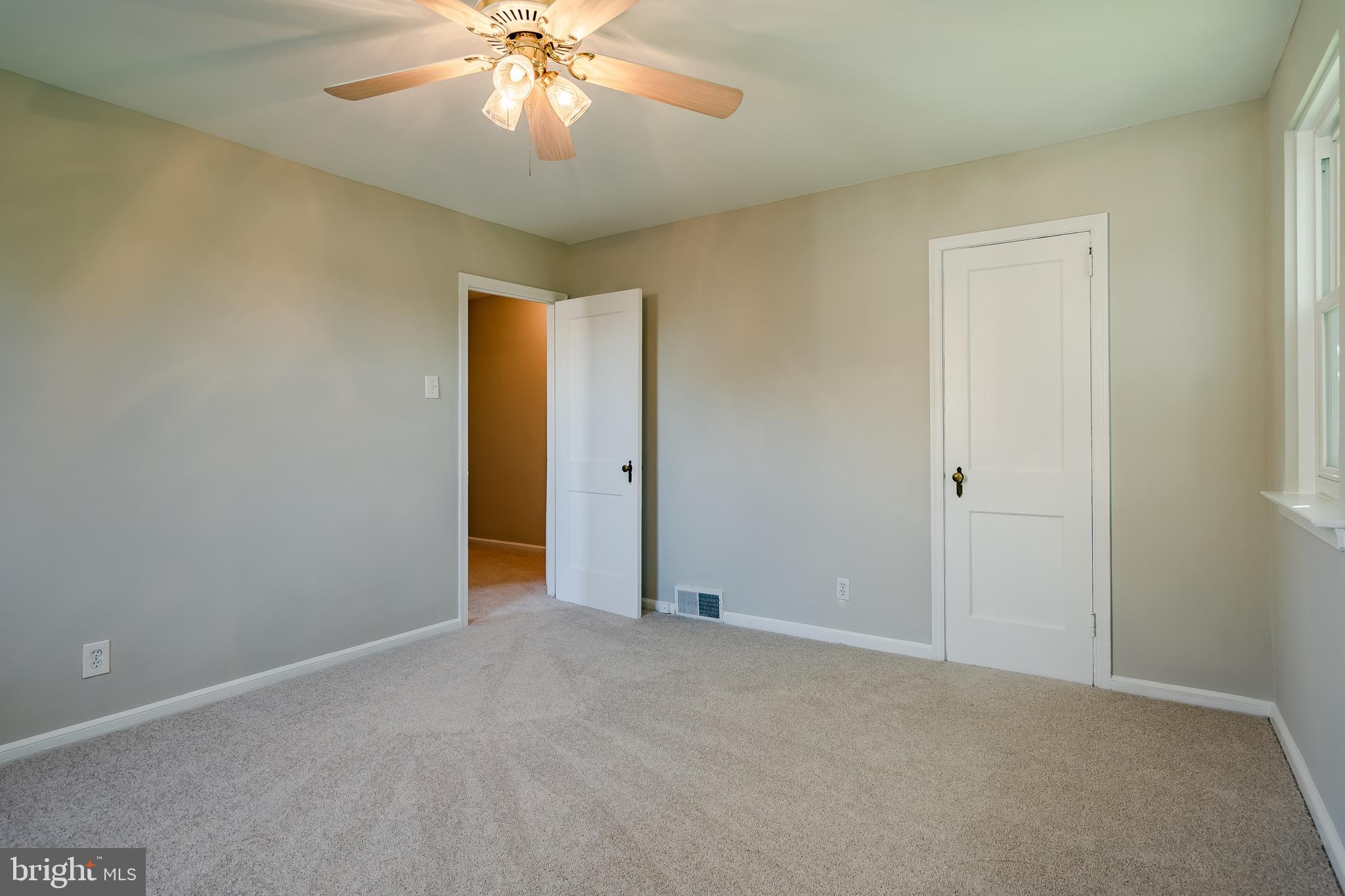 408 Steel Road Havertown, PA 19083 - Photo 23 of 42 Gallery Image 23