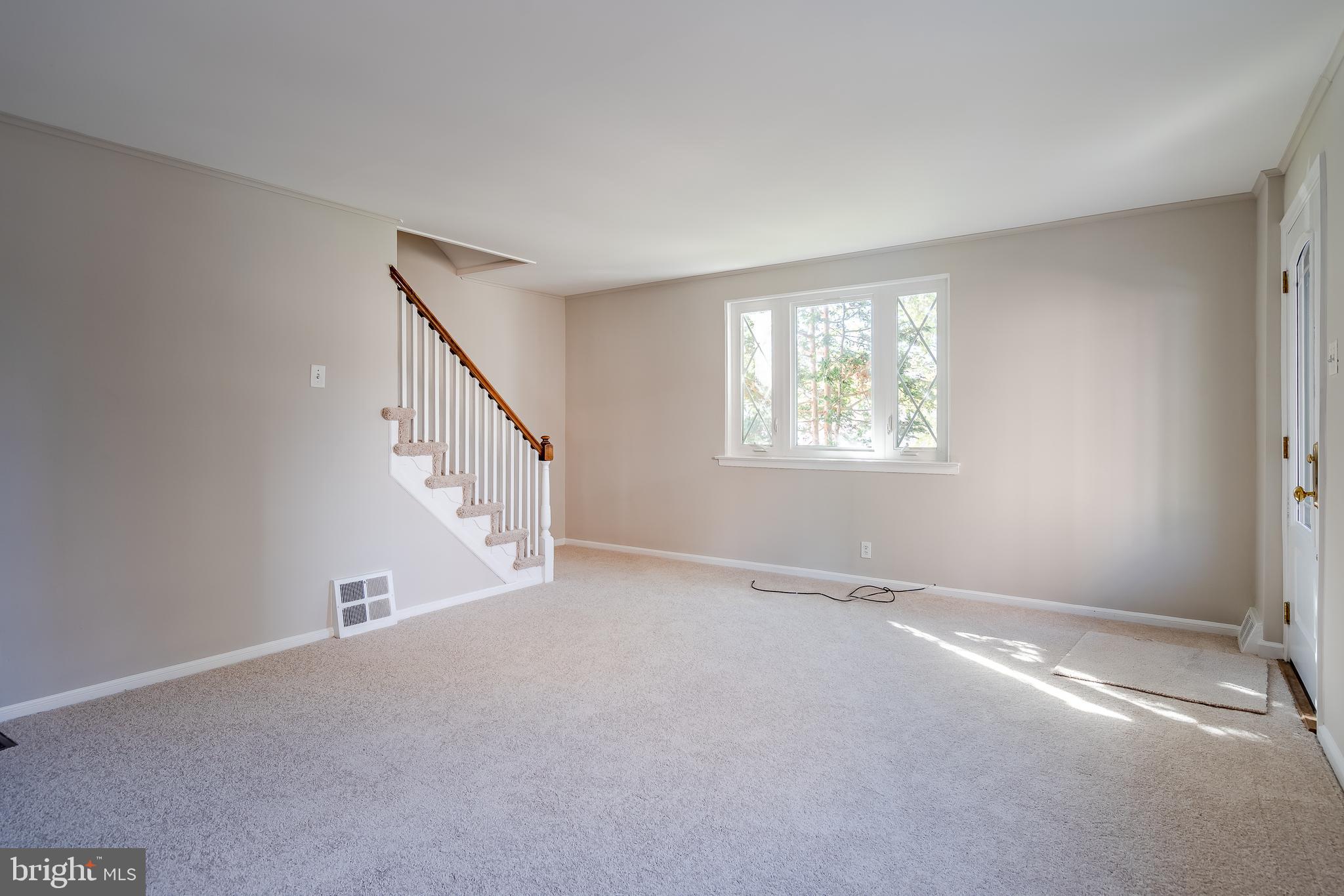 408 Steel Road Havertown, PA 19083 - Photo 9 of 42 Gallery Image 9