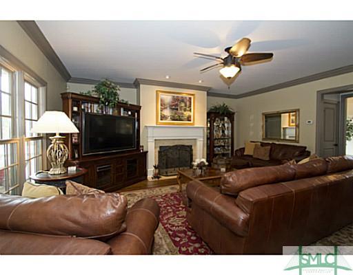 110 Tupelo Street Pooler, GA 31322 - Photo 7 of 25 Living Room.