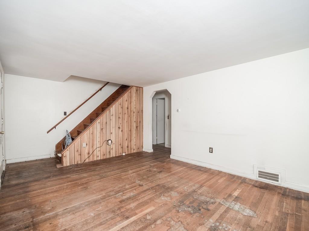33 Edgehill Road Norwood, MA 02062 - Photo 15 of 32 Gallery Image 15