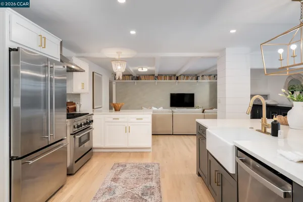 $2,325,000 | 835 Richard Lane, Danville, CA 94526