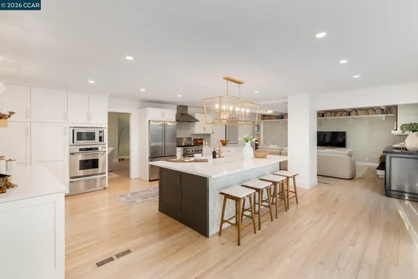 $2,325,000 | 835 Richard Lane, Danville, CA 94526