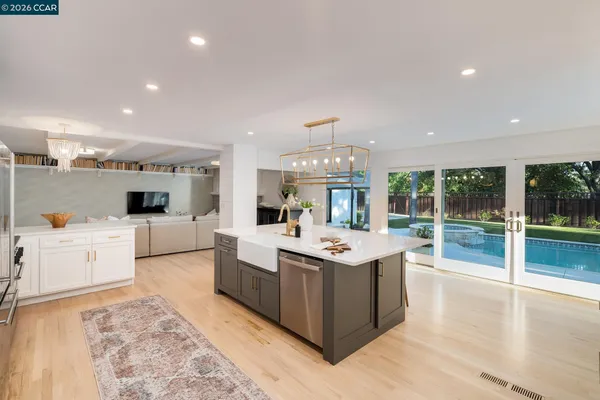 $2,325,000 | 835 Richard Lane, Danville, CA 94526