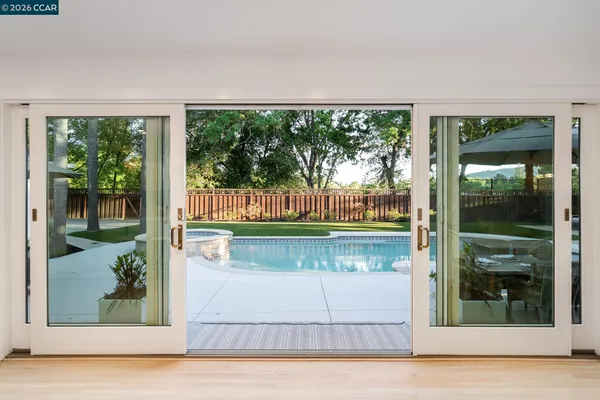 $2,325,000 | 835 Richard Lane, Danville, CA 94526