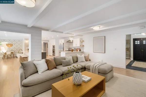 $2,325,000 | 835 Richard Lane, Danville, CA 94526