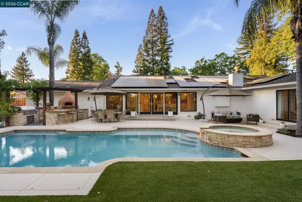 $2,325,000 | 835 Richard Lane, Danville, CA 94526