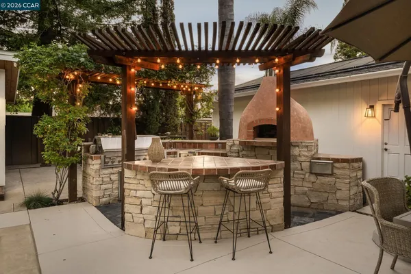 $2,325,000 | 835 Richard Lane, Danville, CA 94526