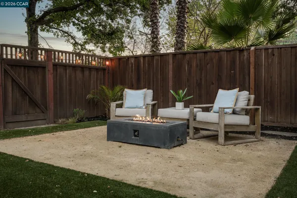 $2,325,000 | 835 Richard Lane, Danville, CA 94526