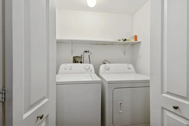 $1,800 | 9222 South Laflin Street, Unit 2N, Chicago, IL 60620