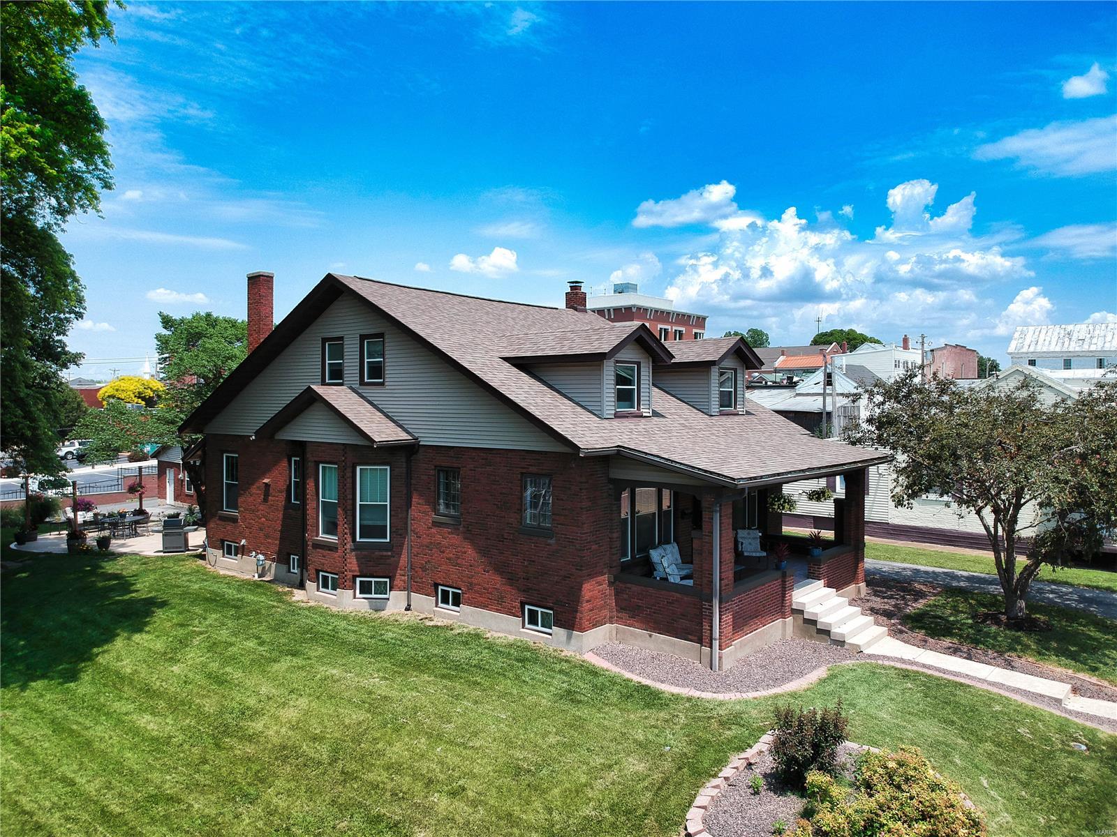 111 West 4th Street Waterloo, IL 62298 - Photo 2 of 43 Gallery Image 2