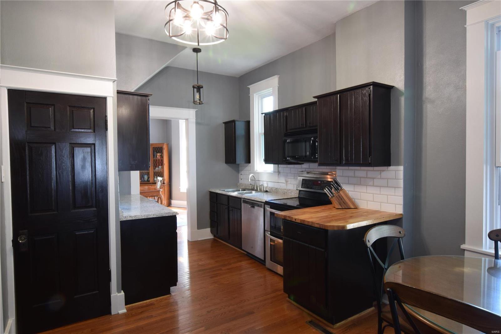 111 West 4th Street Waterloo, IL 62298 - Photo 12 of 43 Gallery Image 12