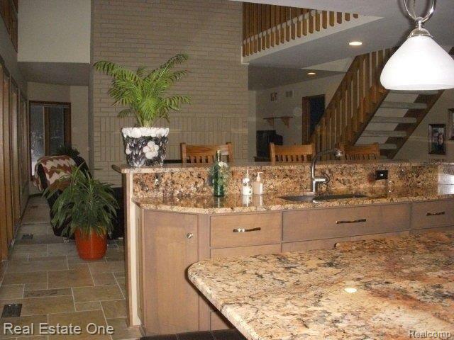 1845 Ludgate Lane Rochester, MI 48309 - Photo 12 of 25 1845 Ludgate 020