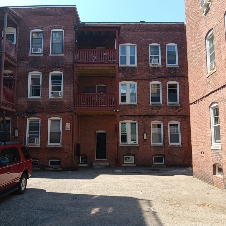 21 Grovenor Road, Unit 2 Boston, MA 02130 - Photo 11 of 12 Gallery Image 11