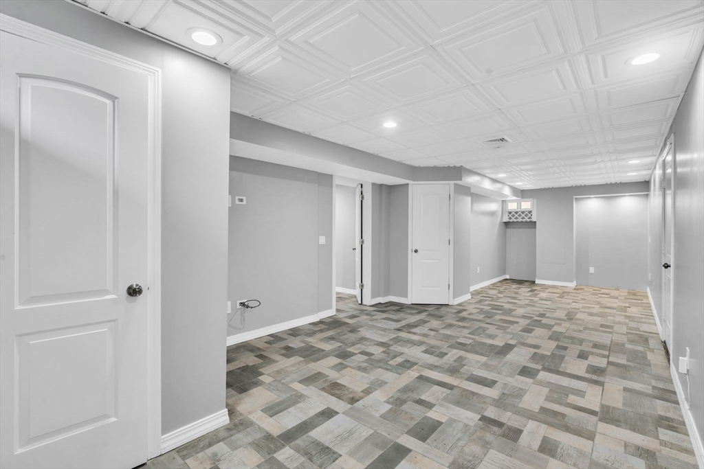 25 Thomas Street Chicopee, MA 01013 - Photo 27 of 36 a view of empty room