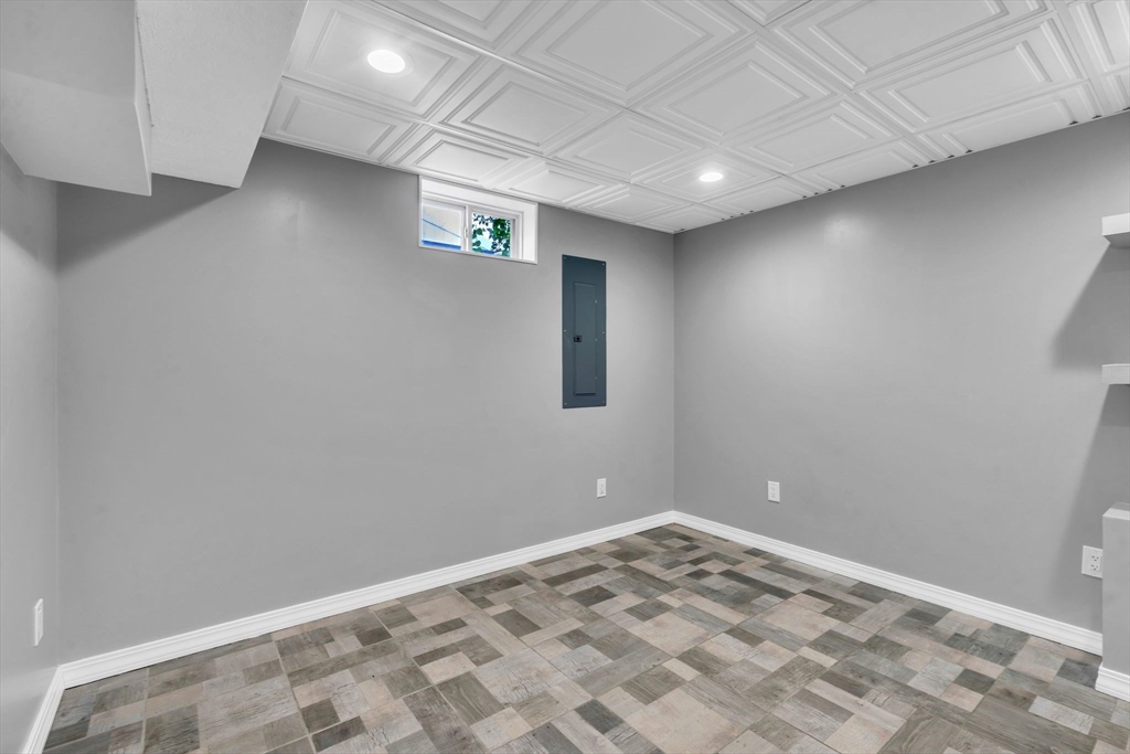 25 Thomas Street Chicopee, MA 01013 - Photo 29 of 36 a view of empty room