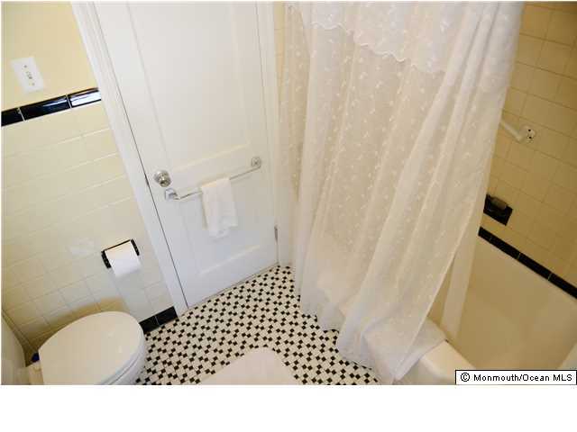 10 Jackson Street Keyport, NJ 07735 - Photo 16 of 23 Additional Photo