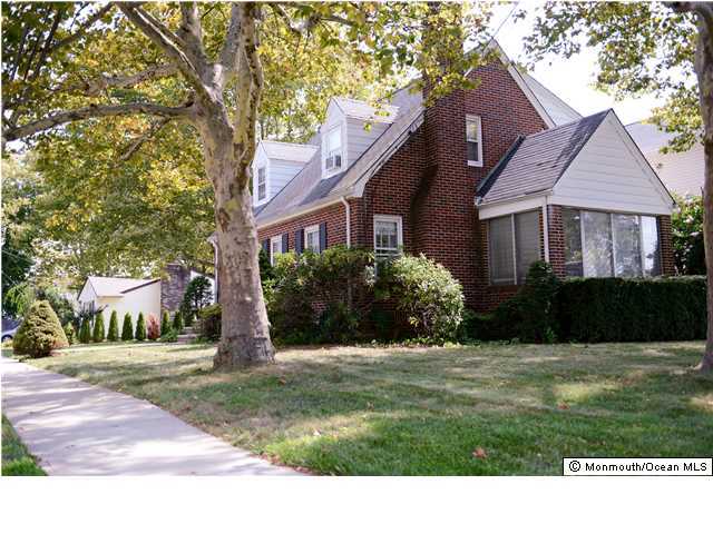 10 Jackson Street Keyport, NJ 07735 - Photo 3 of 23 Additional Photo