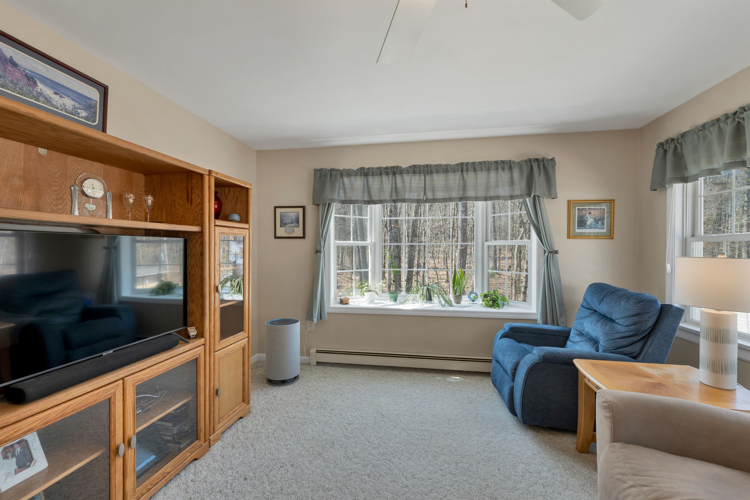 105 Chases Grove Road Derry, NH 03038 - Photo 16 of 40