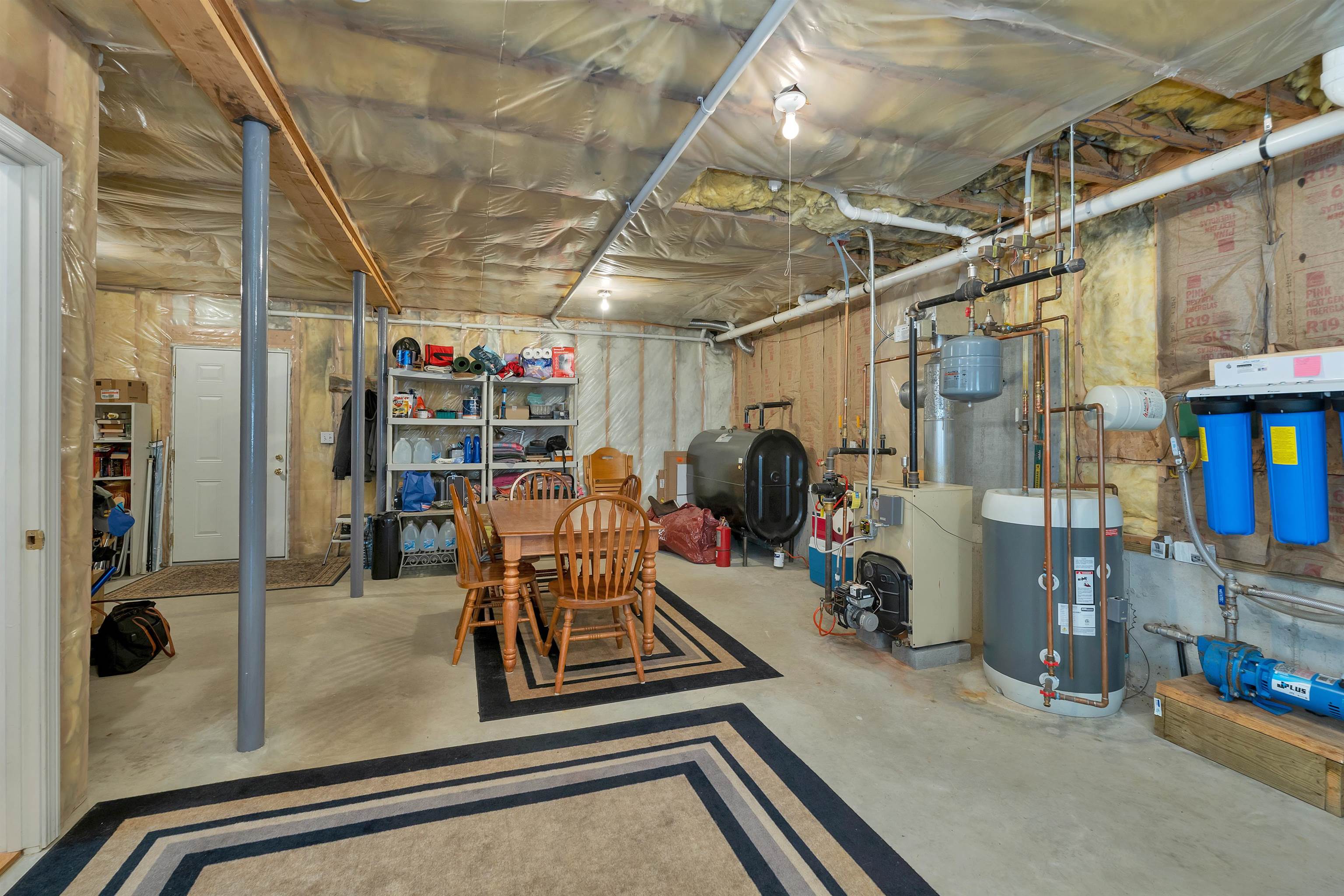 105 Chases Grove Road Derry, NH 03038 - Photo 25 of 40