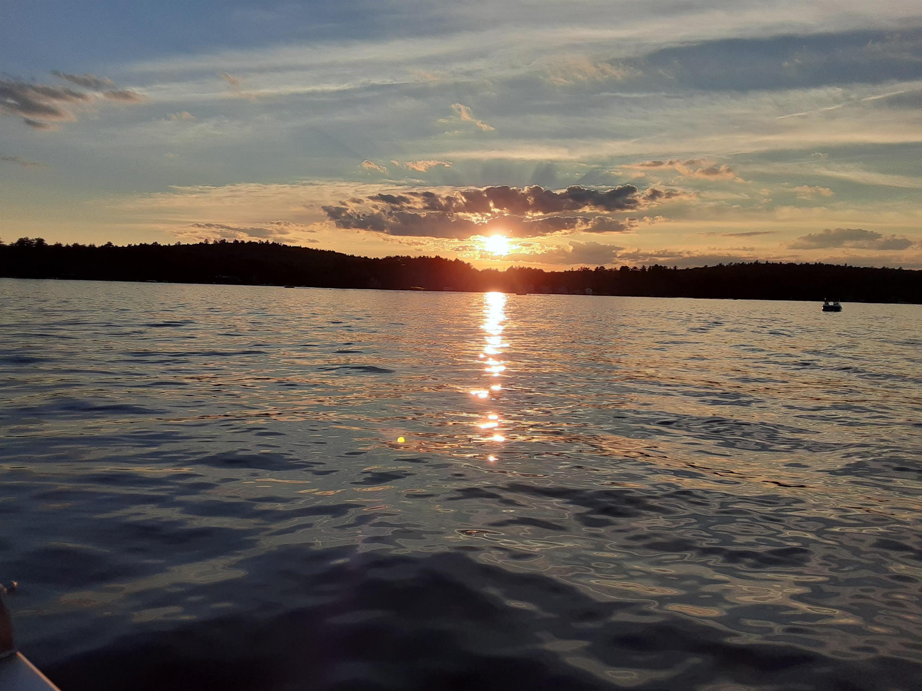 105 Chases Grove Road Derry, NH 03038 - Photo 34 of 40