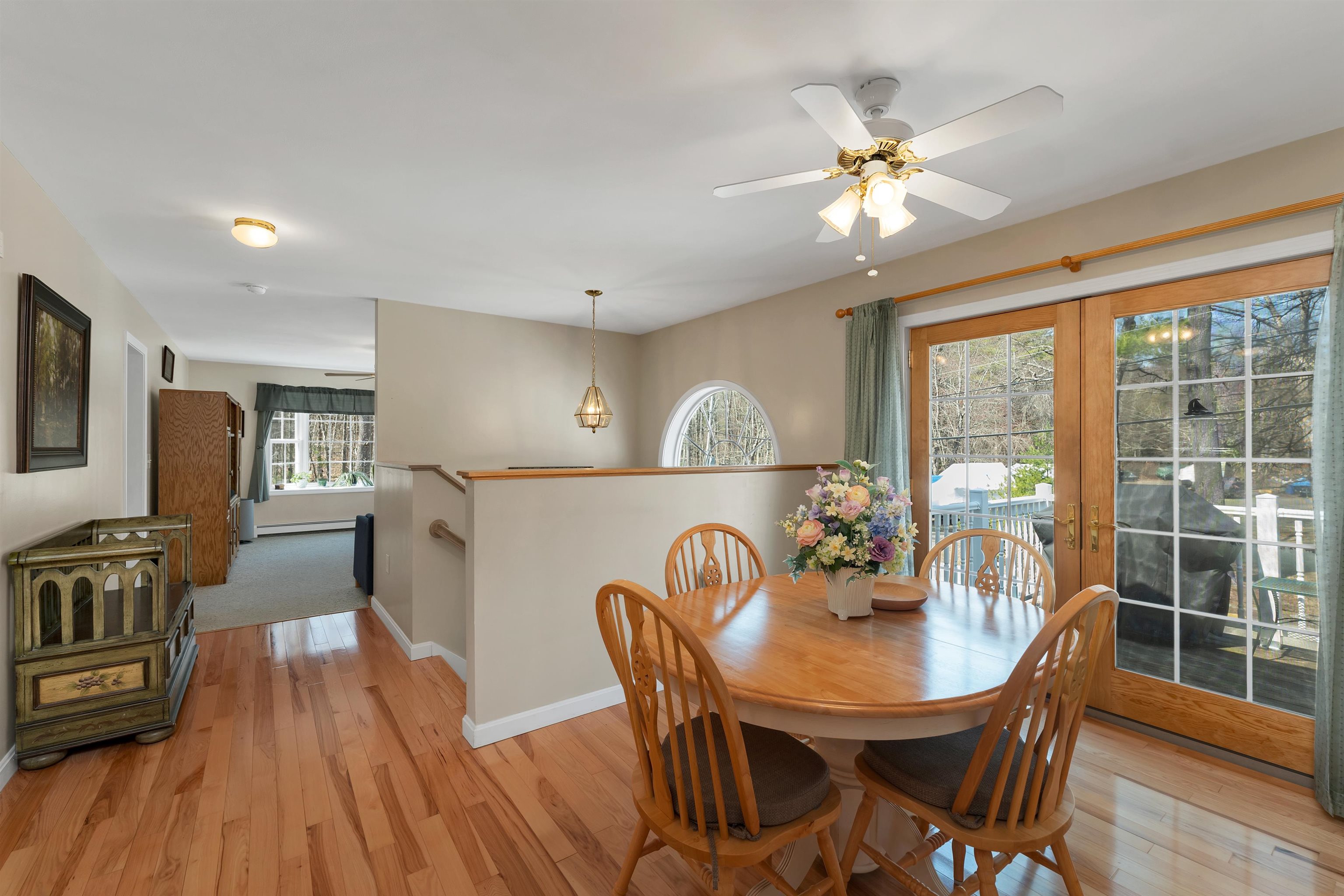 105 Chases Grove Road Derry, NH 03038 - Photo 6 of 40