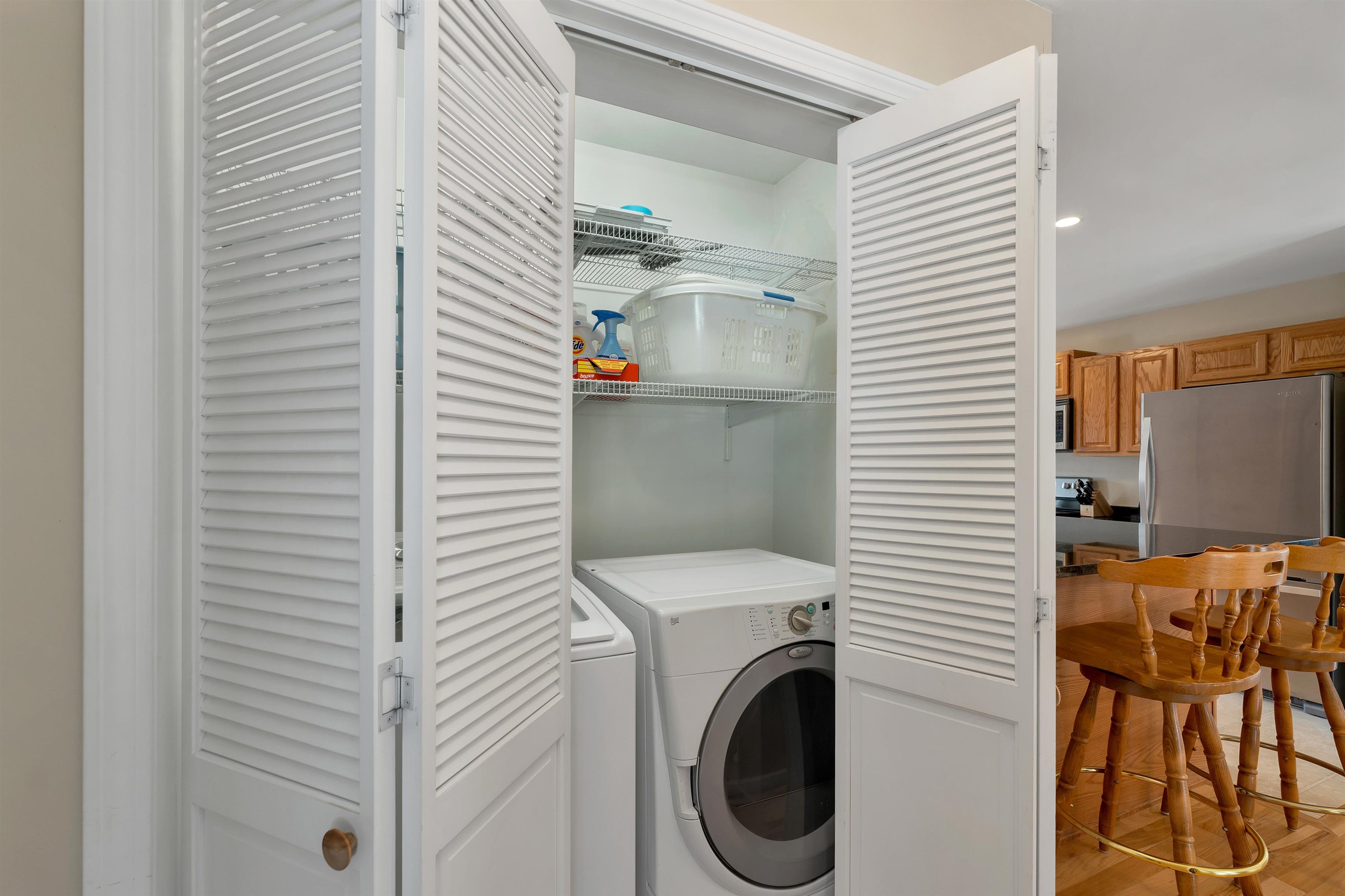 105 Chases Grove Road Derry, NH 03038 - Photo 10 of 40