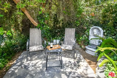 $1,328,000 | 10828 Amigo Avenue, Porter Ranch, CA 91326