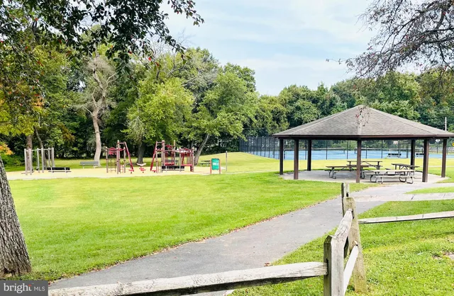 $500,000 | 7490 Race Road, Hanover, MD 21076