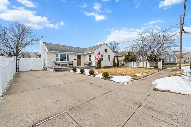 $649,900 | 64 Nehring Avenue, Babylon, NY 11702