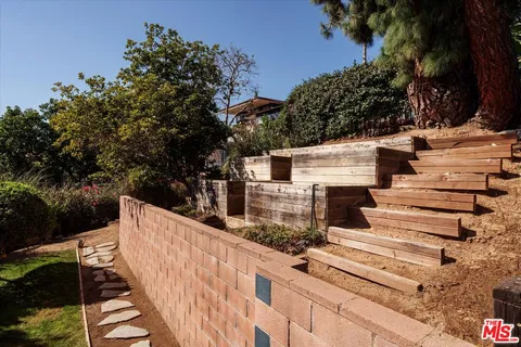 $1,538,000 | 1328 Linda Rosa Avenue, Los Angeles, CA 90041