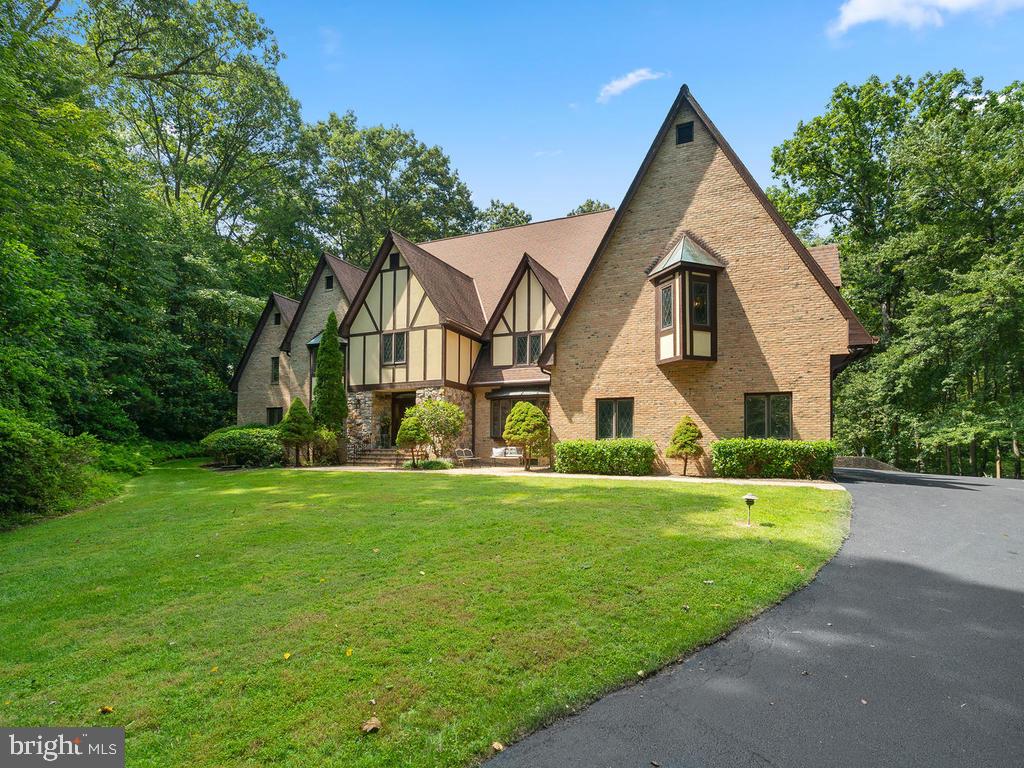 22305 Fitzgerald Drive Laytonsville, MD 20882 - Photo 5 of 109