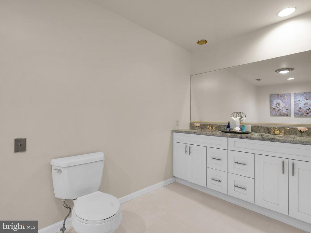 22305 Fitzgerald Drive Laytonsville, MD 20882 - Photo 55 of 109 Owner's Suite #2 Full Bath w/ Double Vanity