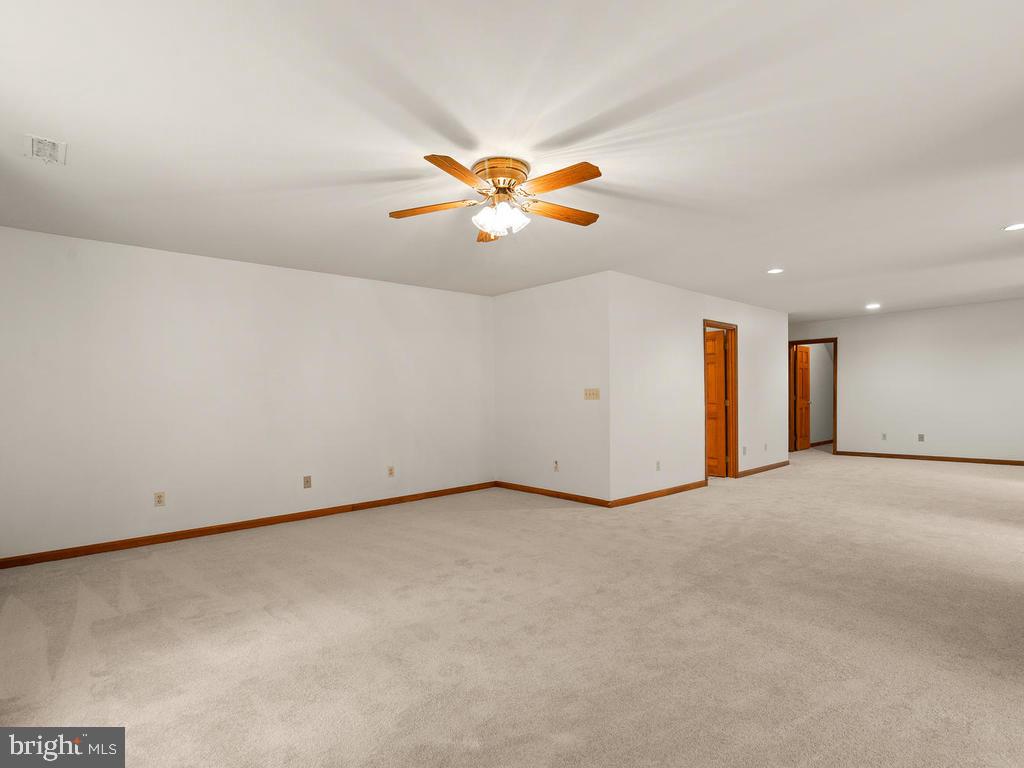 22305 Fitzgerald Drive Laytonsville, MD 20882 - Photo 68 of 109 Bedroom #5