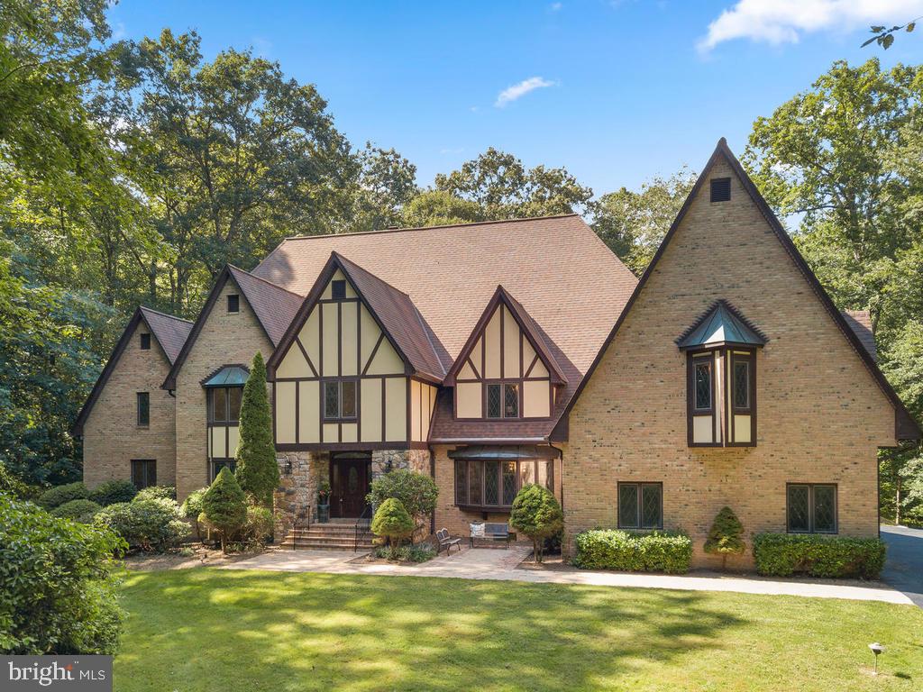 22305 Fitzgerald Drive Laytonsville, MD 20882 - Photo 8 of 109