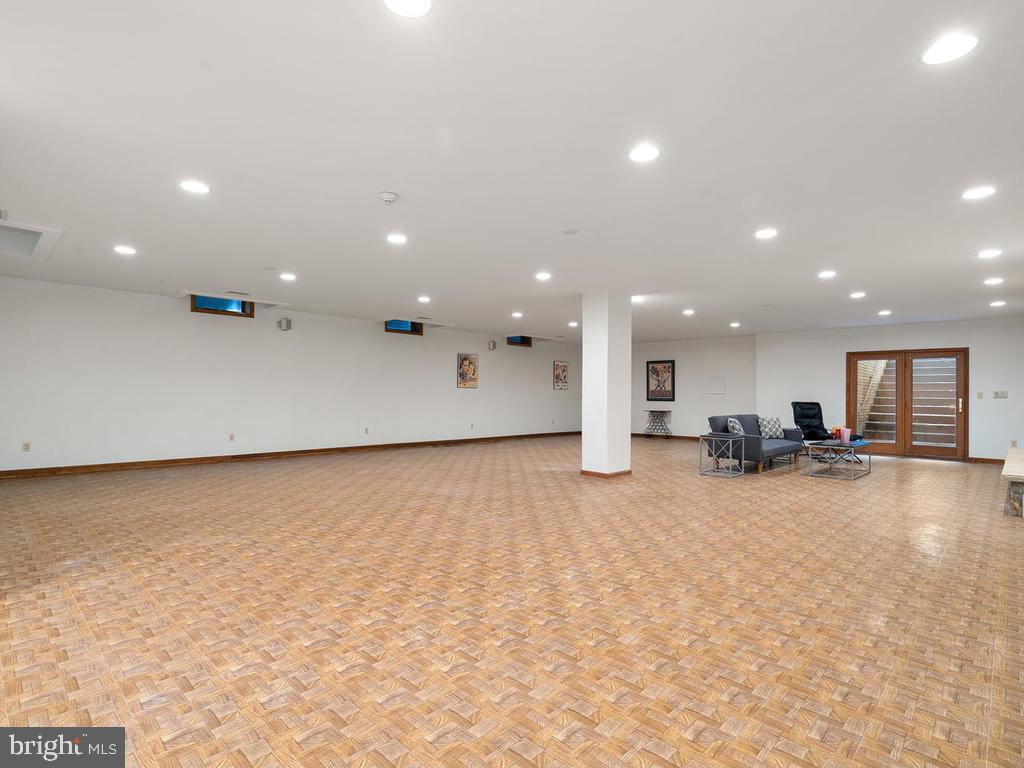 22305 Fitzgerald Drive Laytonsville, MD 20882 - Photo 77 of 109 Massive Basement