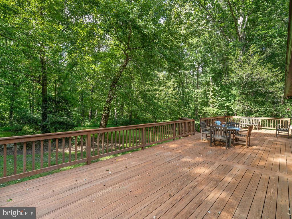 22305 Fitzgerald Drive Laytonsville, MD 20882 - Photo 89 of 109 Deck