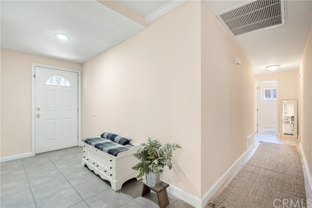 6105 Meadowbrook Lane Riverside, CA 92504 - Photo 12 of 24