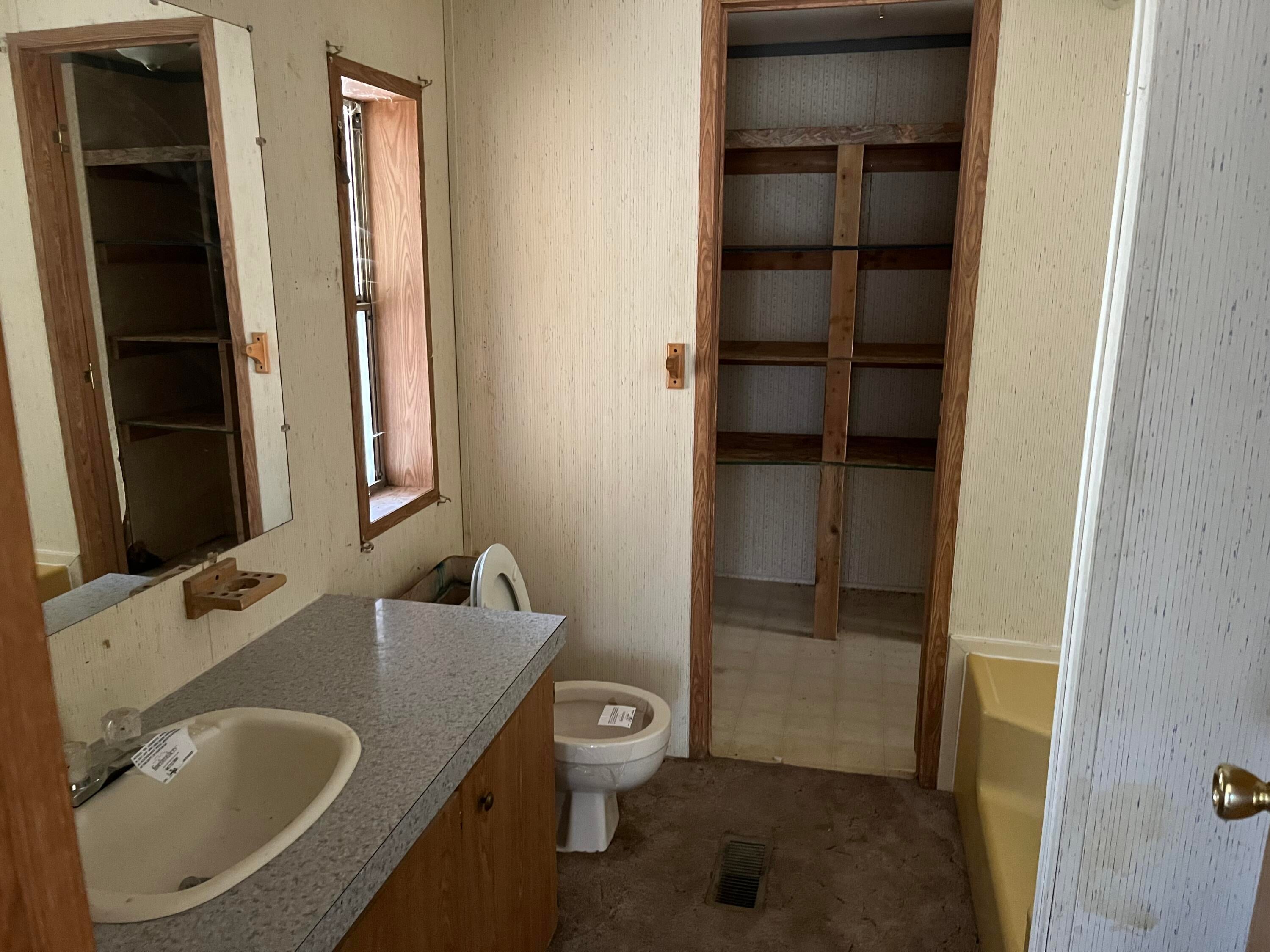 15022 Southeast Cayuse Road Prineville, OR 97754 - Photo 11 of 20 Photo Feb 06, 2 05 37 PM