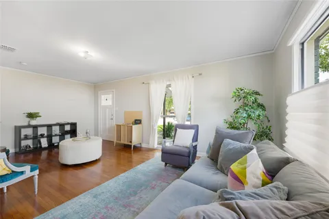 $1,605,000 | 1404 Justin Lane, Austin, TX 78757