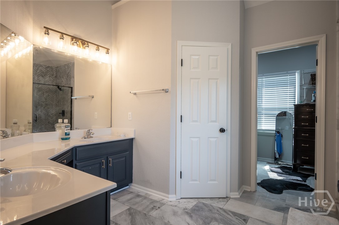 768 Appian Way Statham, GA 30666 - Photo 15 of 30 Master bath