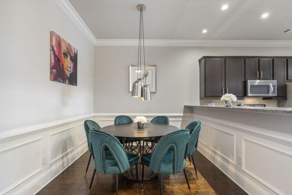 2300 Peachford Road, Unit 4403 Atlanta, GA 30338 - Photo 5 of 27 a dining room with furniture and window