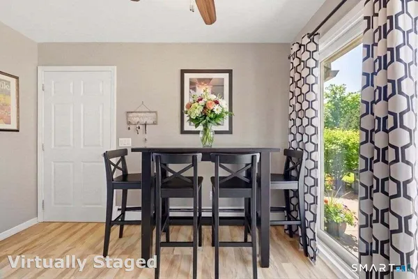 $438,000 | 43 Park Place, East Lyme, CT 06357