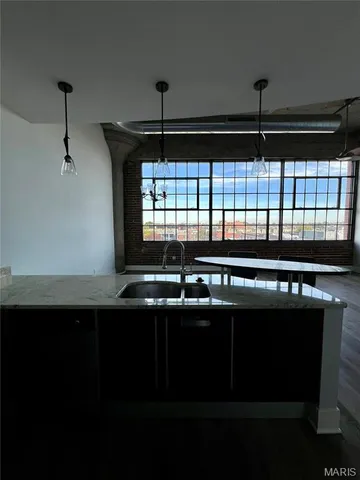 $2,750 | 4100 Forest Park Avenue, Unit 510, St. Louis, MO 63108