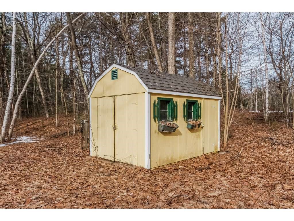 17 Dianna Road Londonderry, NH 03053 - Photo 14 of 25