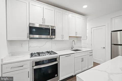 $675,000 | 2717 Sherman Avenue Northwest, Unit 1, Washington, DC 20001