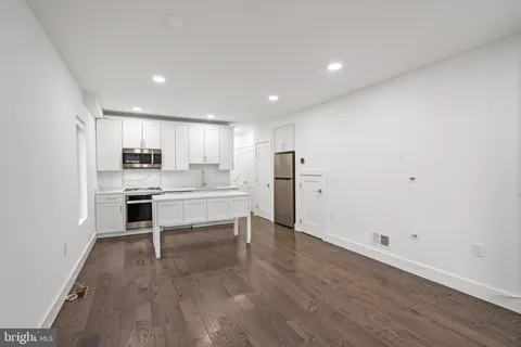 $675,000 | 2717 Sherman Avenue Northwest, Unit 1, Washington, DC 20001