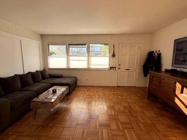 $5,200 | 114 La Plata, Santa Barbara, CA 93109